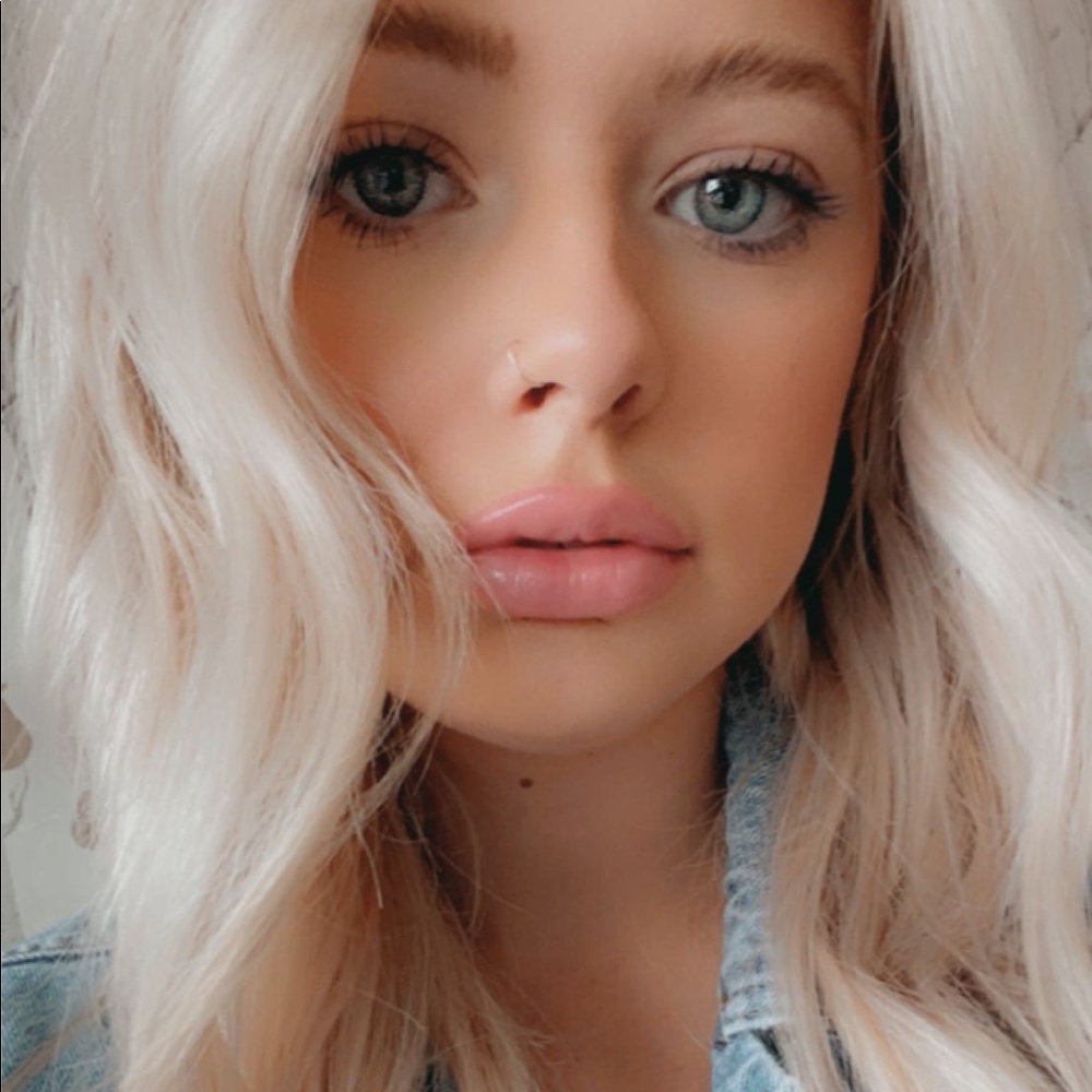 Meet your Posher, Kadence